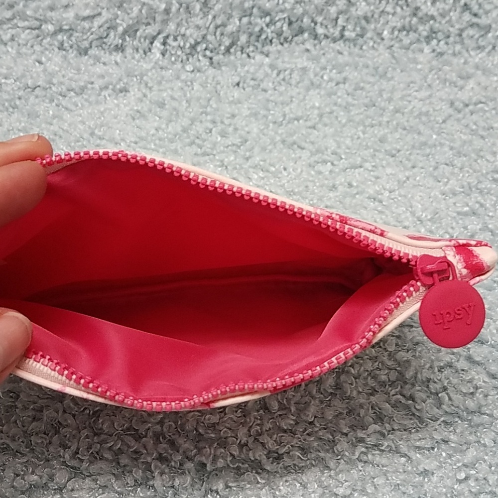 Make up bag or change purse - Picture 2 of 3